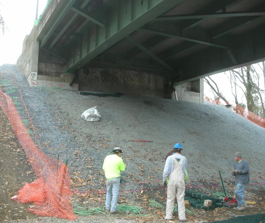 Slope Stabilization Grid - 6